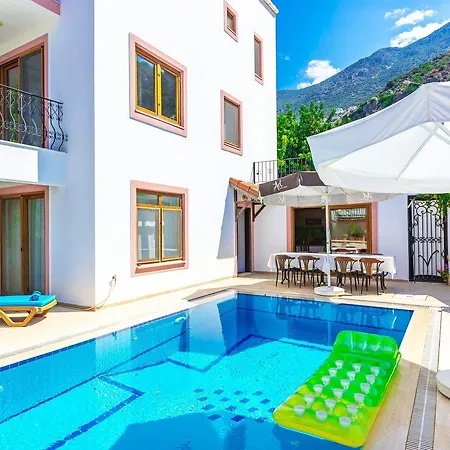 Ozgen Villa Kalkan