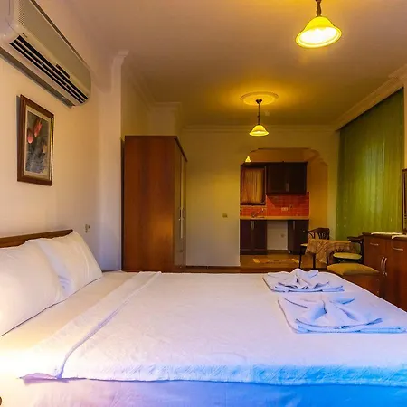 Ozgen Kalkan